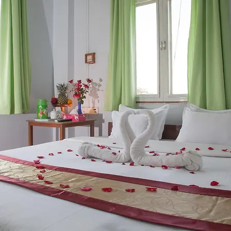 Mother Land Inn 2